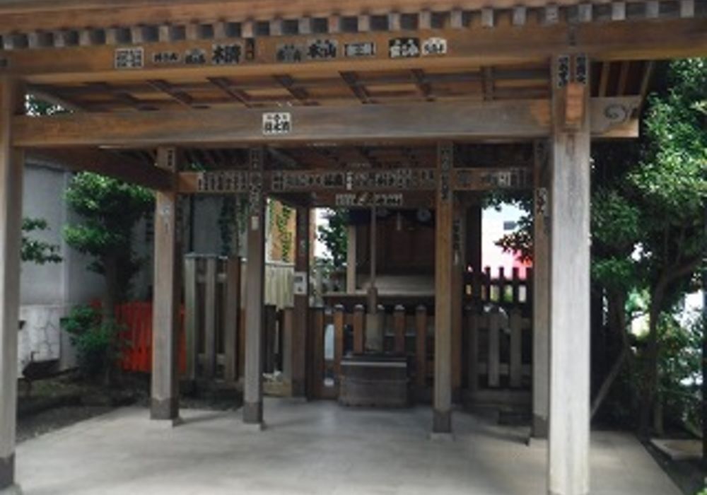 歴史的建造物の息吹：木造建築の専門的保存工事