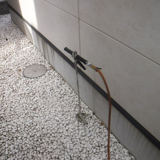 ゴキブリ・クロアリ駆除のプロフェッショナル