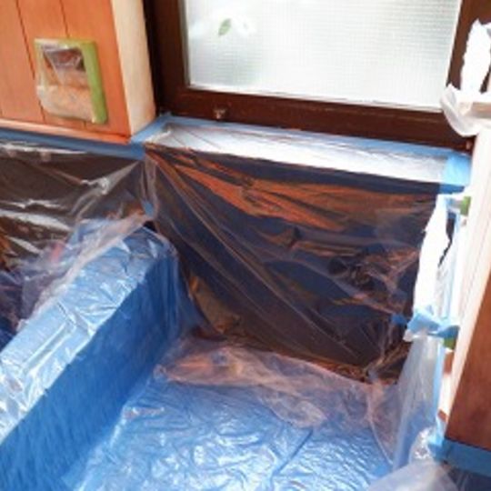 「快適バスタイム！プロのカビ除去・予防」